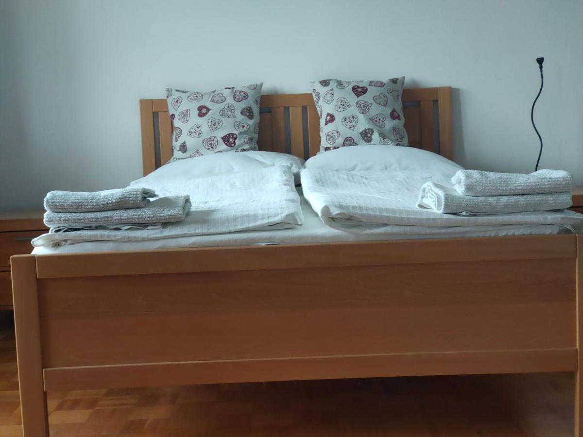Rooms And Apartment Na Poljani Škofja Loka Extérieur photo