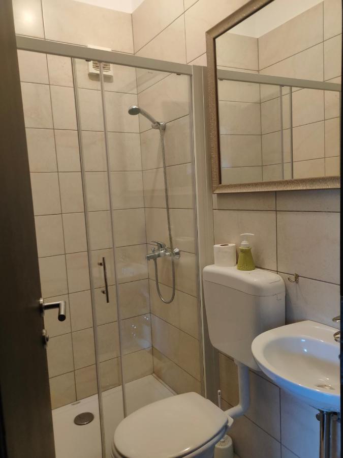 Rooms And Apartment Na Poljani Škofja Loka Extérieur photo